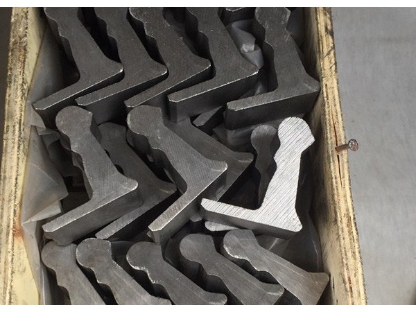 异型钢所使用的材料有哪几种？